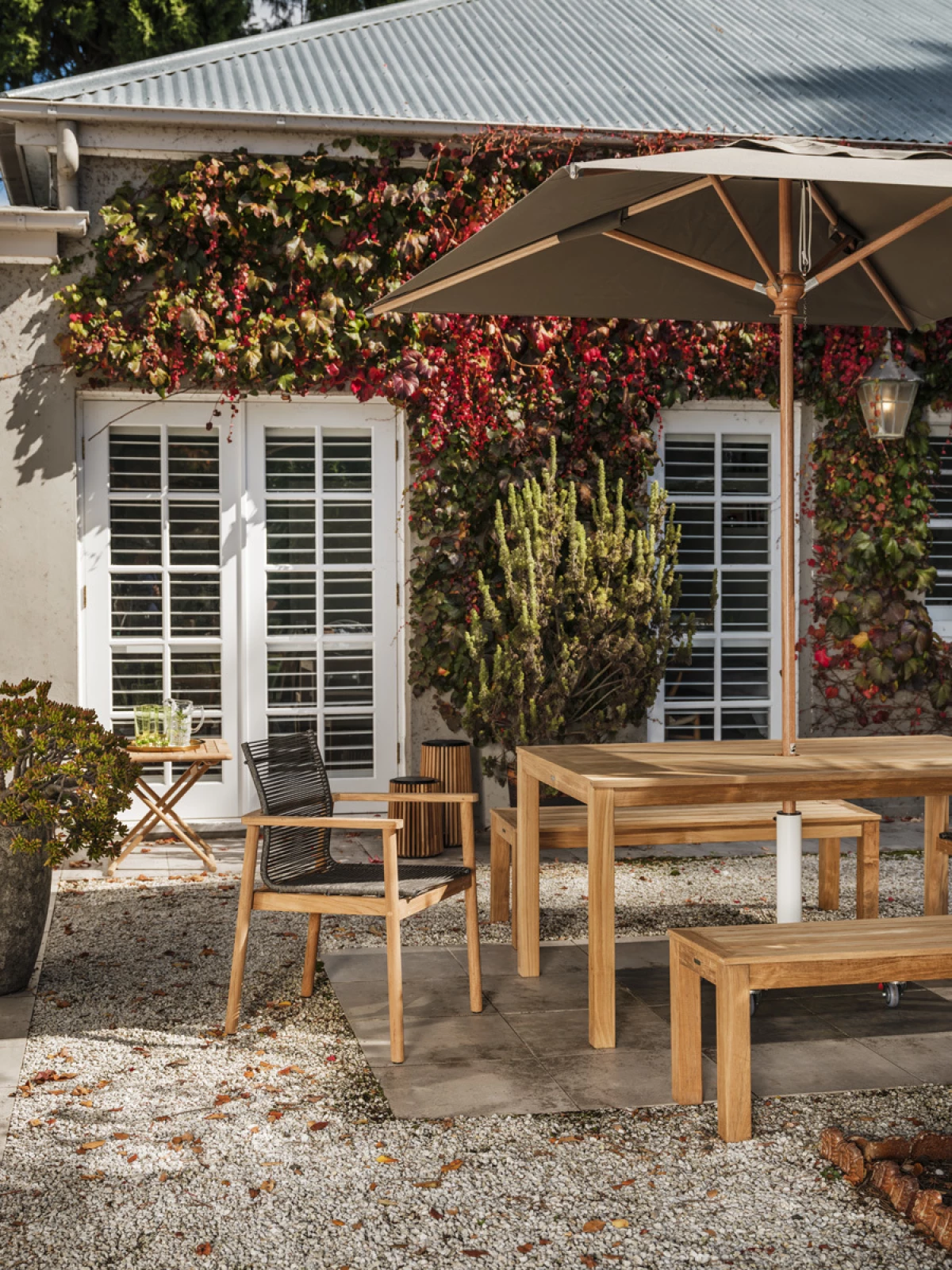 Avalon Chair with Linear Table & Bench (1)